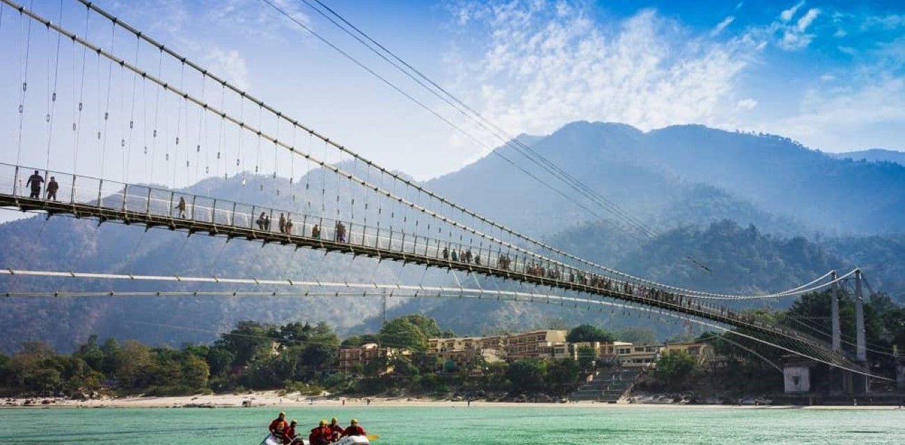 Lakhsman Jhula in Rishikesh